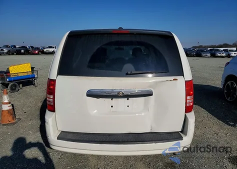2010 Chrysler Town & Country Lx z USA, uszkodzony, nr VIN 2A4RR4DE2AR226438